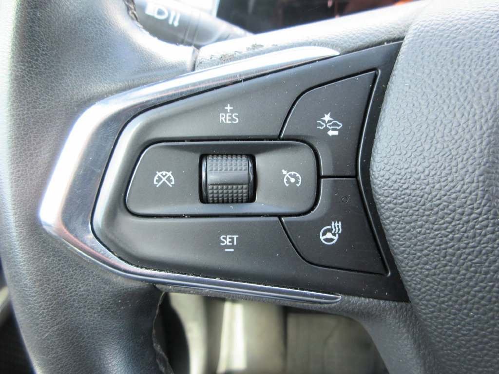 Certified 2024 Chevrolet Trax LT w/ Driver Confidence Package FWD image 25
