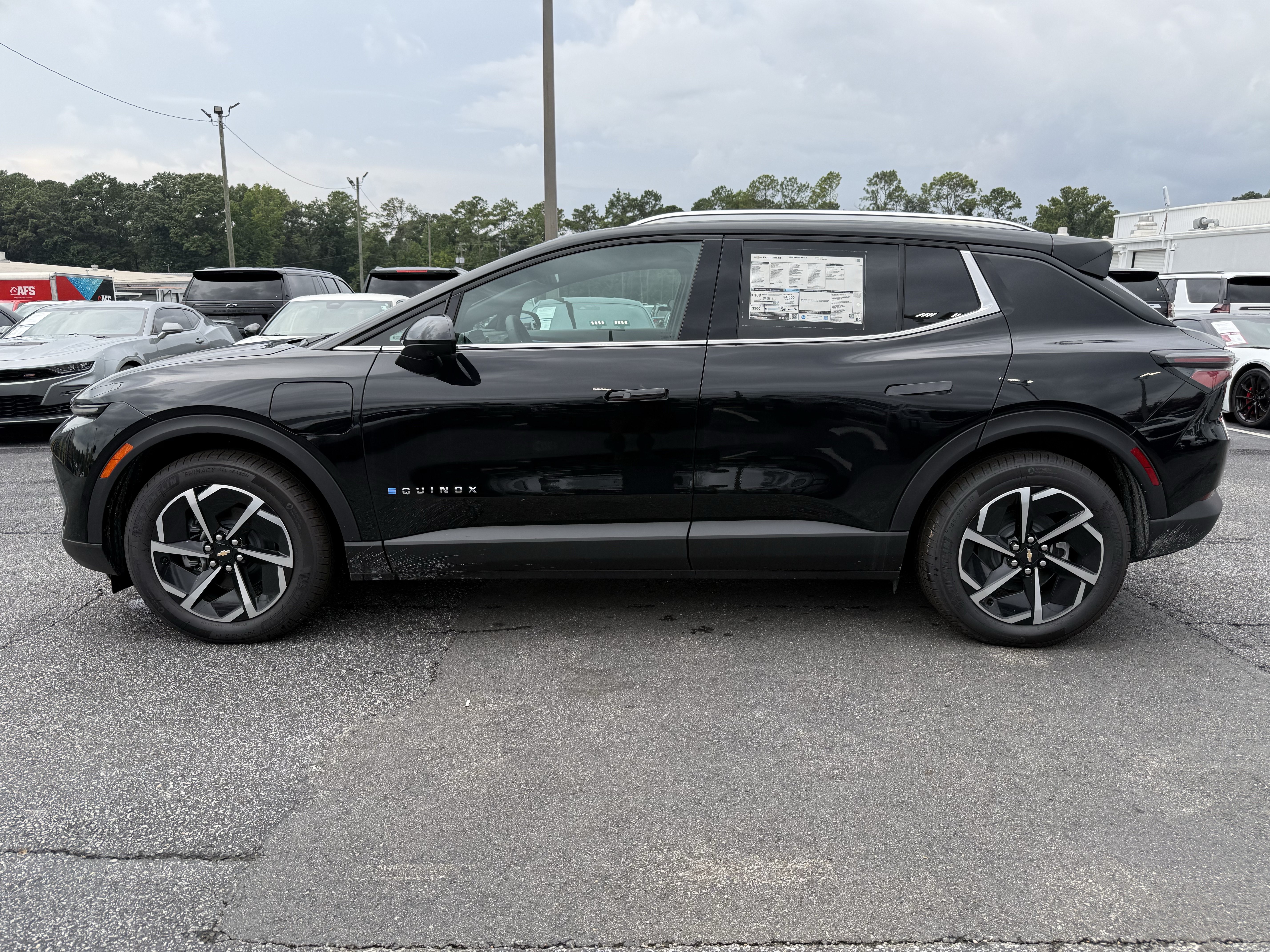 New 2026 Chevrolet Equinox EV LT FWD image 7