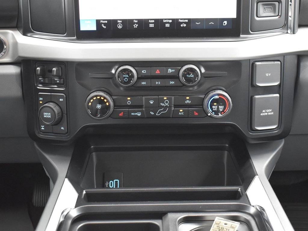New 2025 Ford F350 XLT w/ Black Appearance Package image 19
