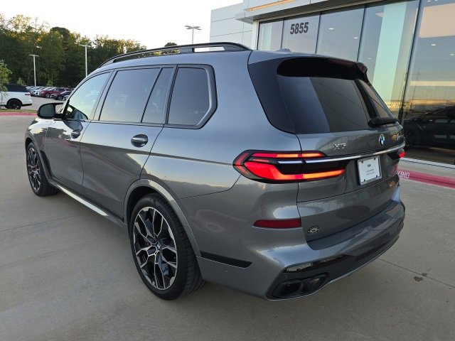 Used 2023 BMW X7 M60i w/ Executive Package image 3