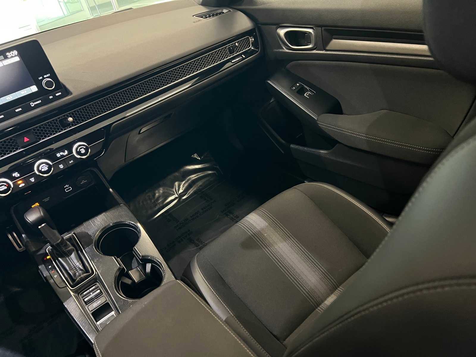 Used 2024 Honda Civic Sport image 11