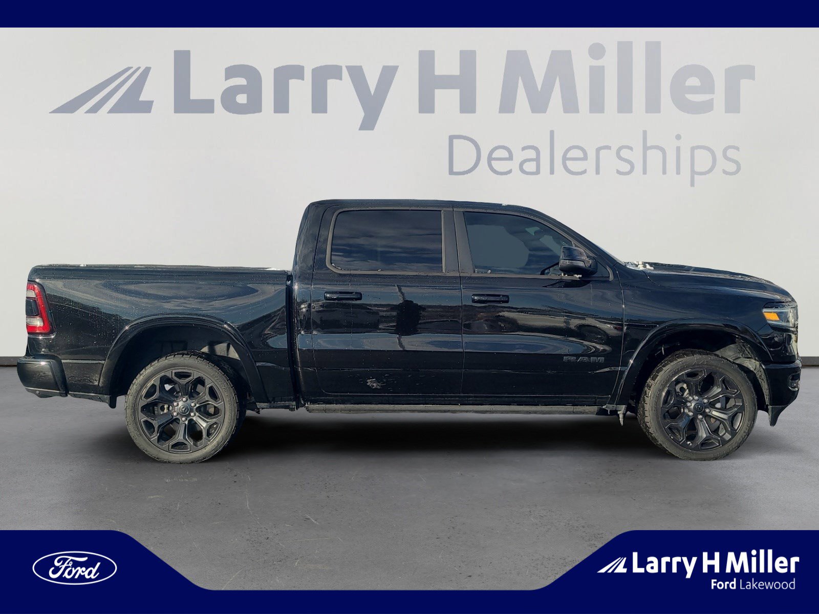 Used 2024 RAM 1500 Limited image 6