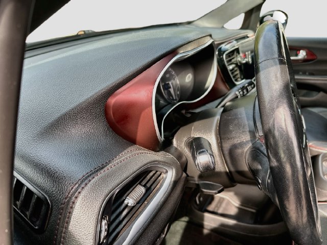 Used 2020 Chrysler Pacifica Limited FWD image 9