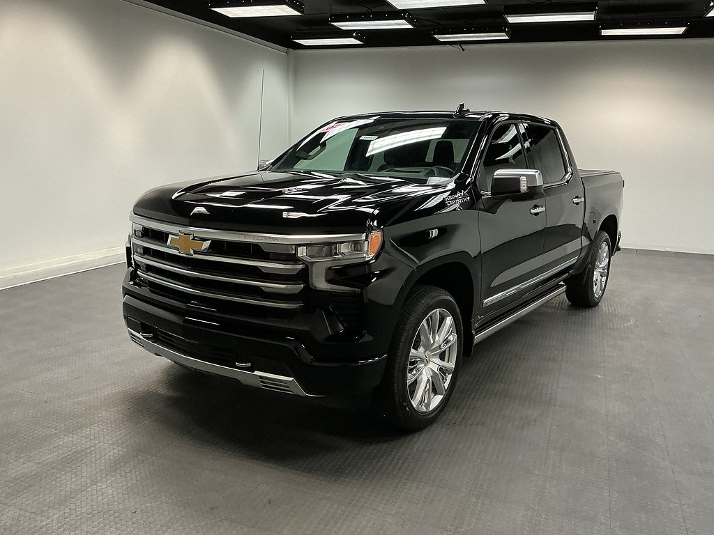 Used 2026 Chevrolet Silverado 1500 High Country AWD/4WD video 1