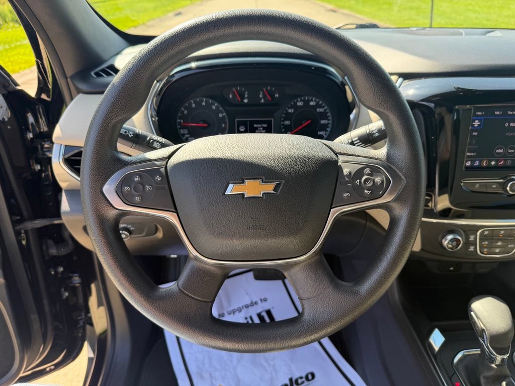 Used 2023 Chevrolet Traverse LS AWD/4WD image 30