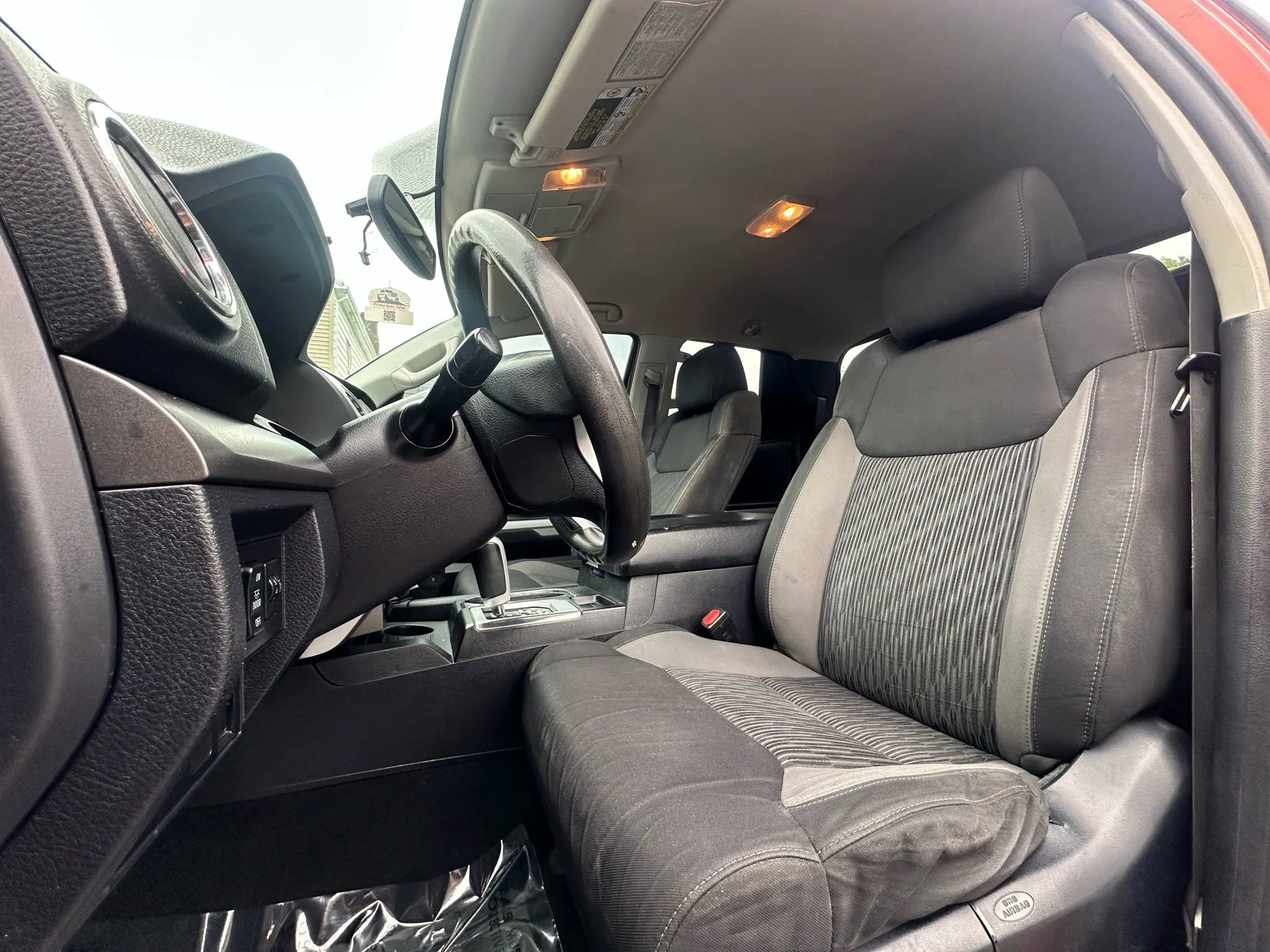 Used 2016 Toyota Tundra SR5 w/ TRD Off Road Package image 10