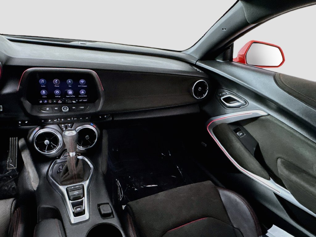 Used 2019 Chevrolet Camaro ZL1 RWD image 23