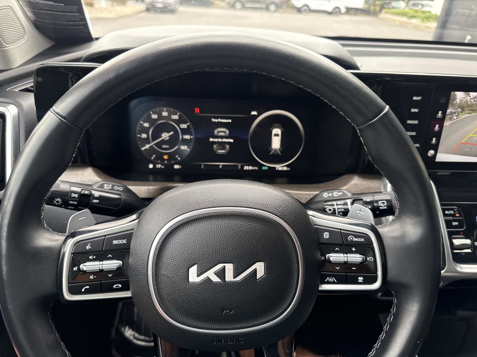 Used 2022 Kia Sorento SX Prestige image 29