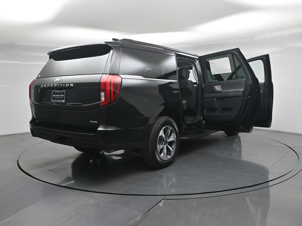 New 2027 Ford Expedition Max Active AWD/4WD image 4
