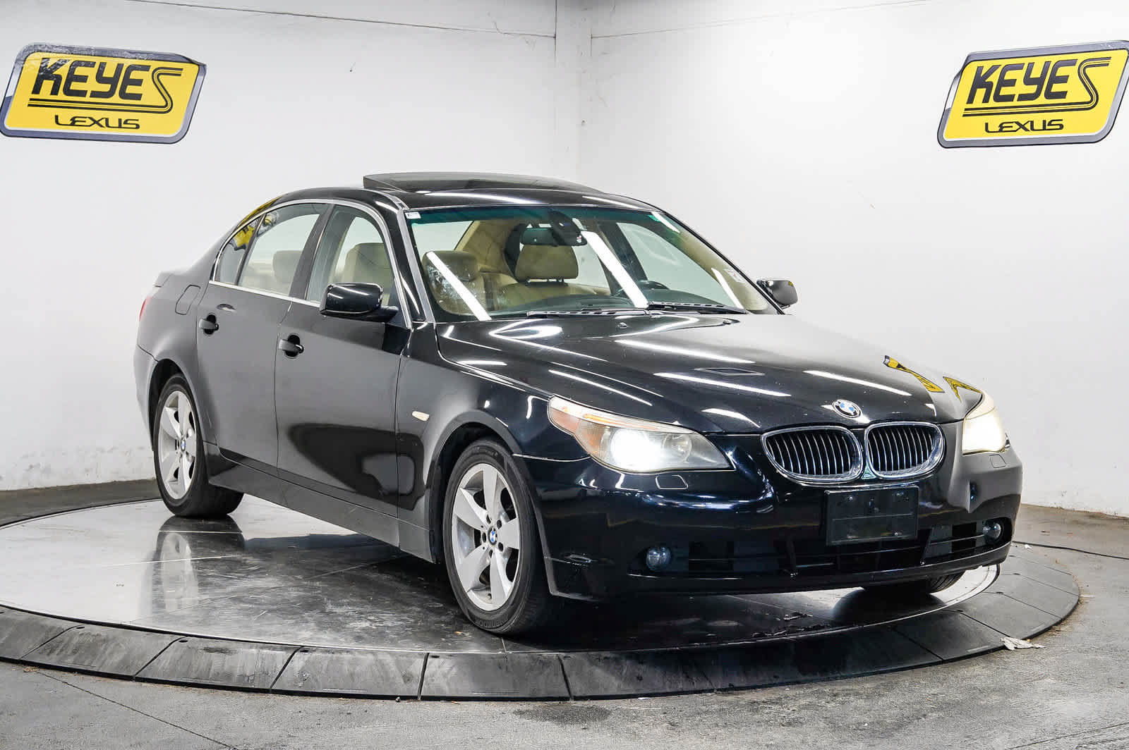 Used 2007 BMW 530xi Sedan AWD/4WD image 5