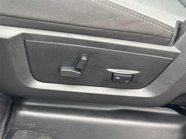 Used 2024 RAM 2500 Big Horn w/ Bed Utility Group image 28