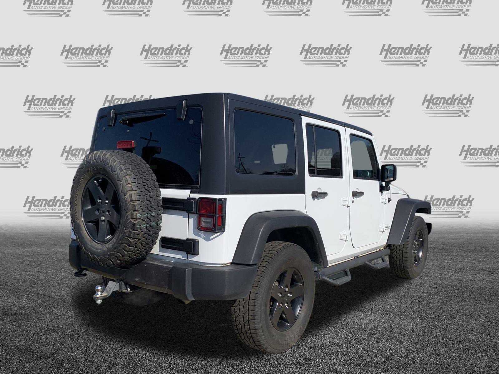 Used 2017 Jeep Wrangler Unlimited Sport image 10