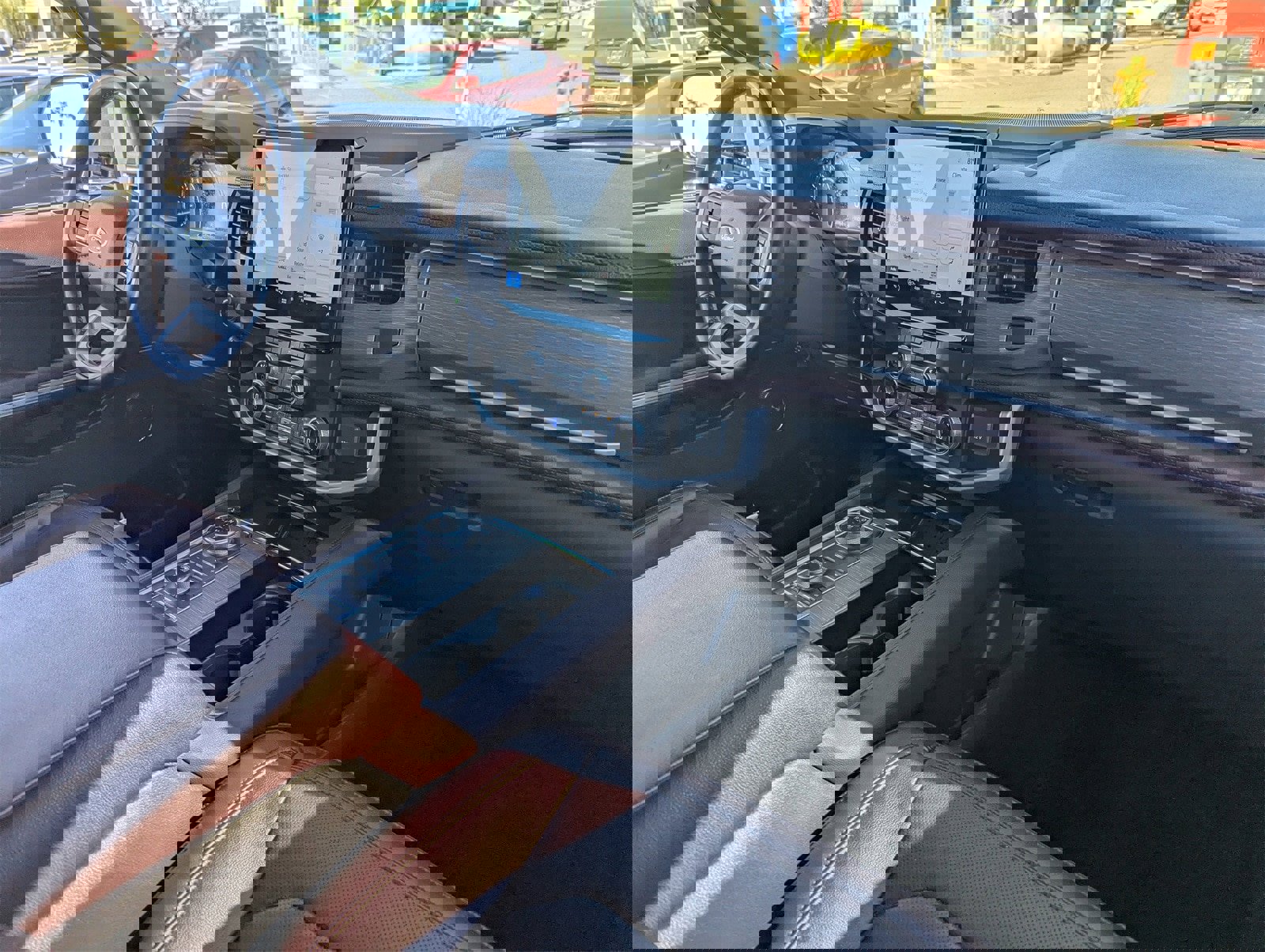 Certified 2024 Ford Expedition Limited image 13