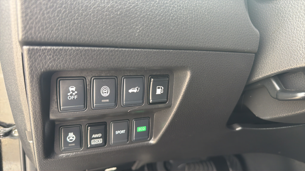 Used 2018 Nissan Rogue SL AWD/4WD image 21