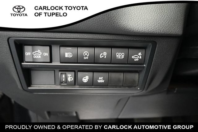 Used 2023 Toyota Tundra Limited AWD/4WD image 25