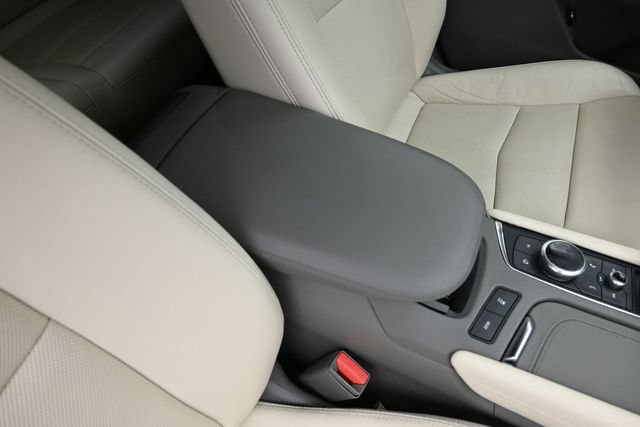 Used 2022 Cadillac XT5 Premium Luxury FWD image 33
