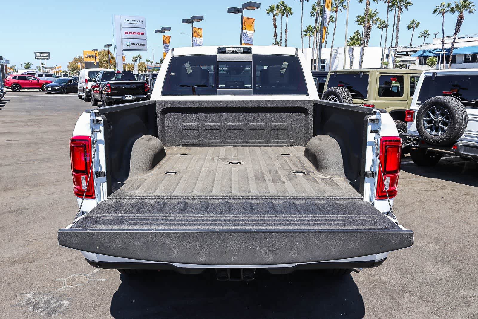 New 2026 RAM 2500 Laramie w/ Night Edition AWD/4WD image 12