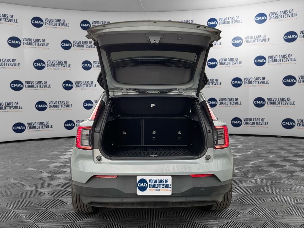 Used 2025 Volvo EX30 Ultra w/ Climate Package image 11