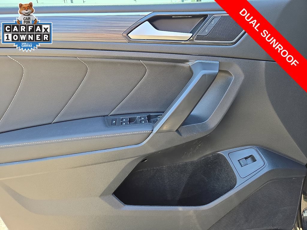 Used 2022 Volkswagen Tiguan SEL R-Line AWD/4WD image 12