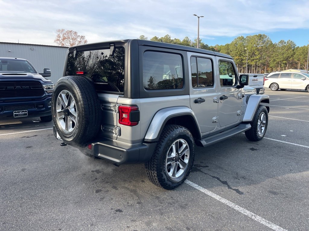 Used 2018 Jeep Wrangler Unlimited Sahara image 5