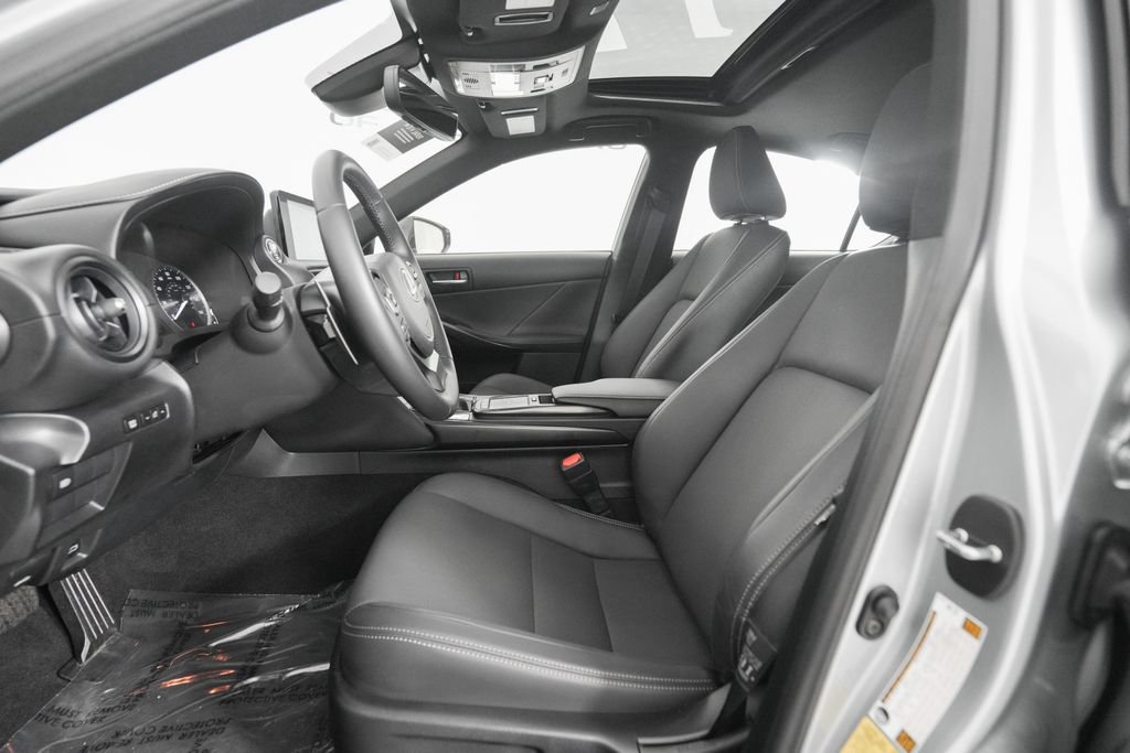 Certified 2025 Lexus IS 300 w/ Comfort Package RWD image 9