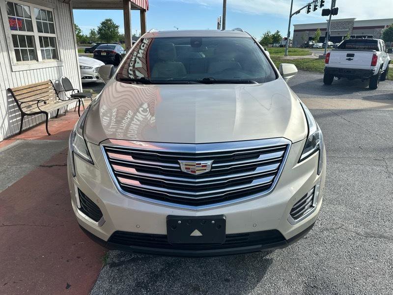 Used 2017 Cadillac XT5 Premium Luxury w/ Driver Assist Package image 2
