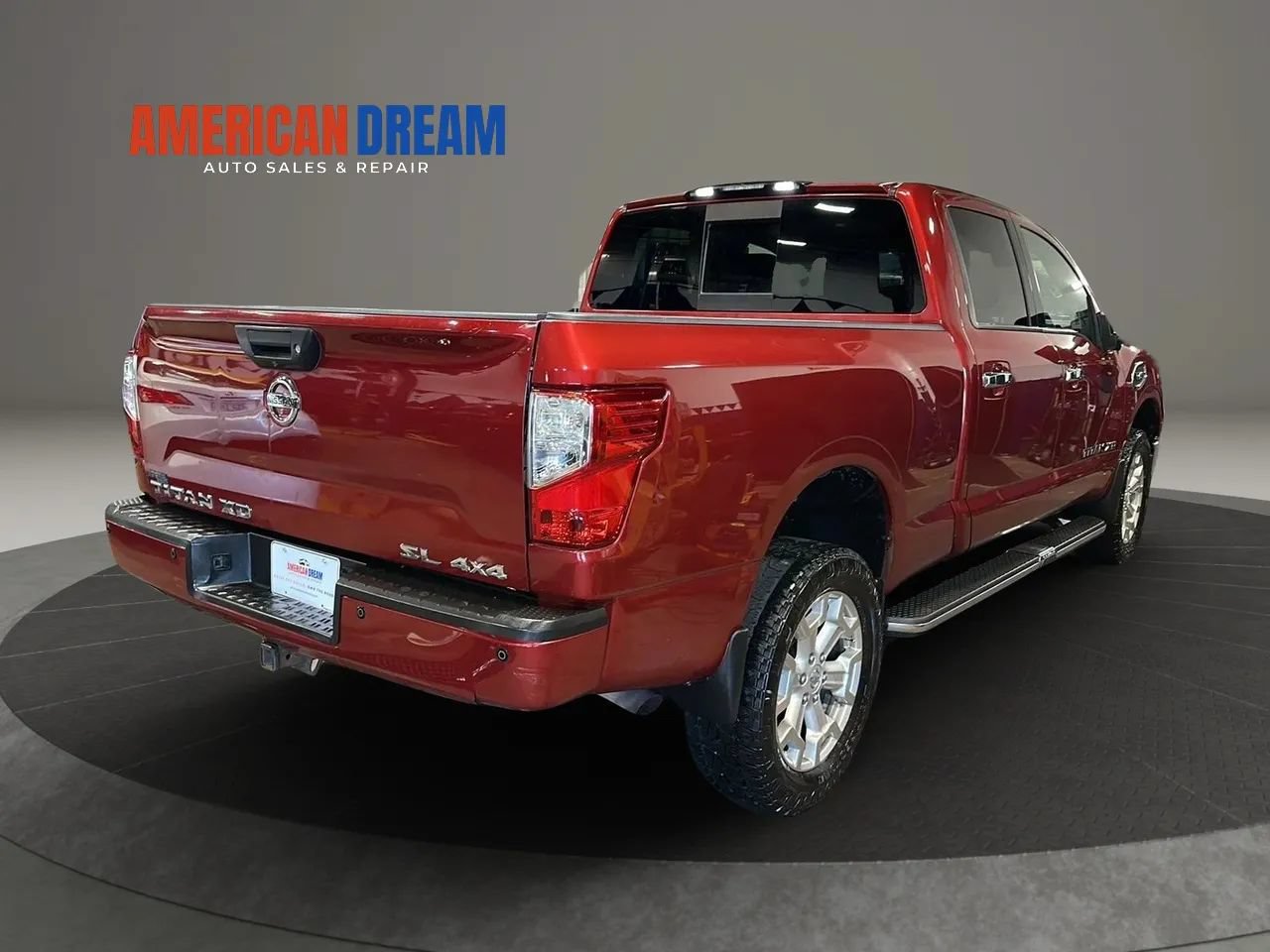 Used 2016 Nissan Titan SL AWD/4WD image 5