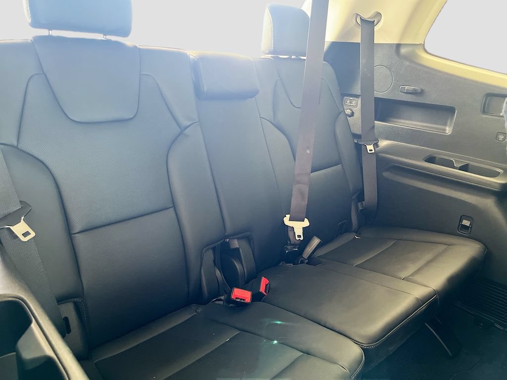 Used 2023 Kia Telluride LX AWD/4WD image 35