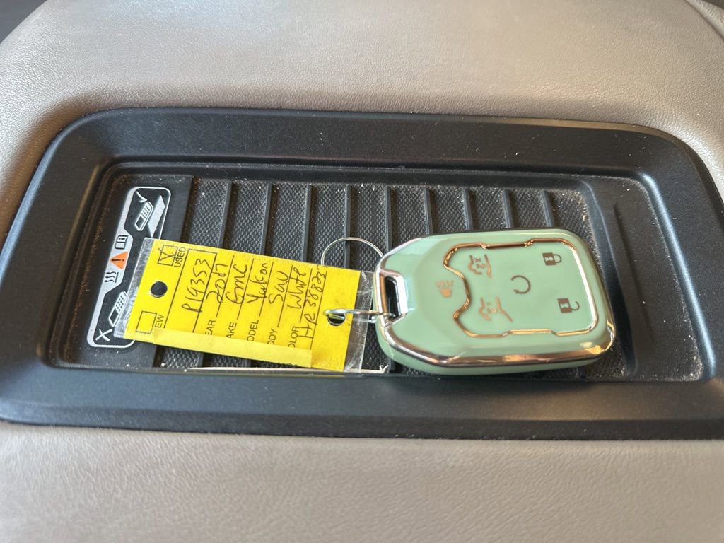 Used 2017 GMC Yukon SLT w/ Premium Edition image 25