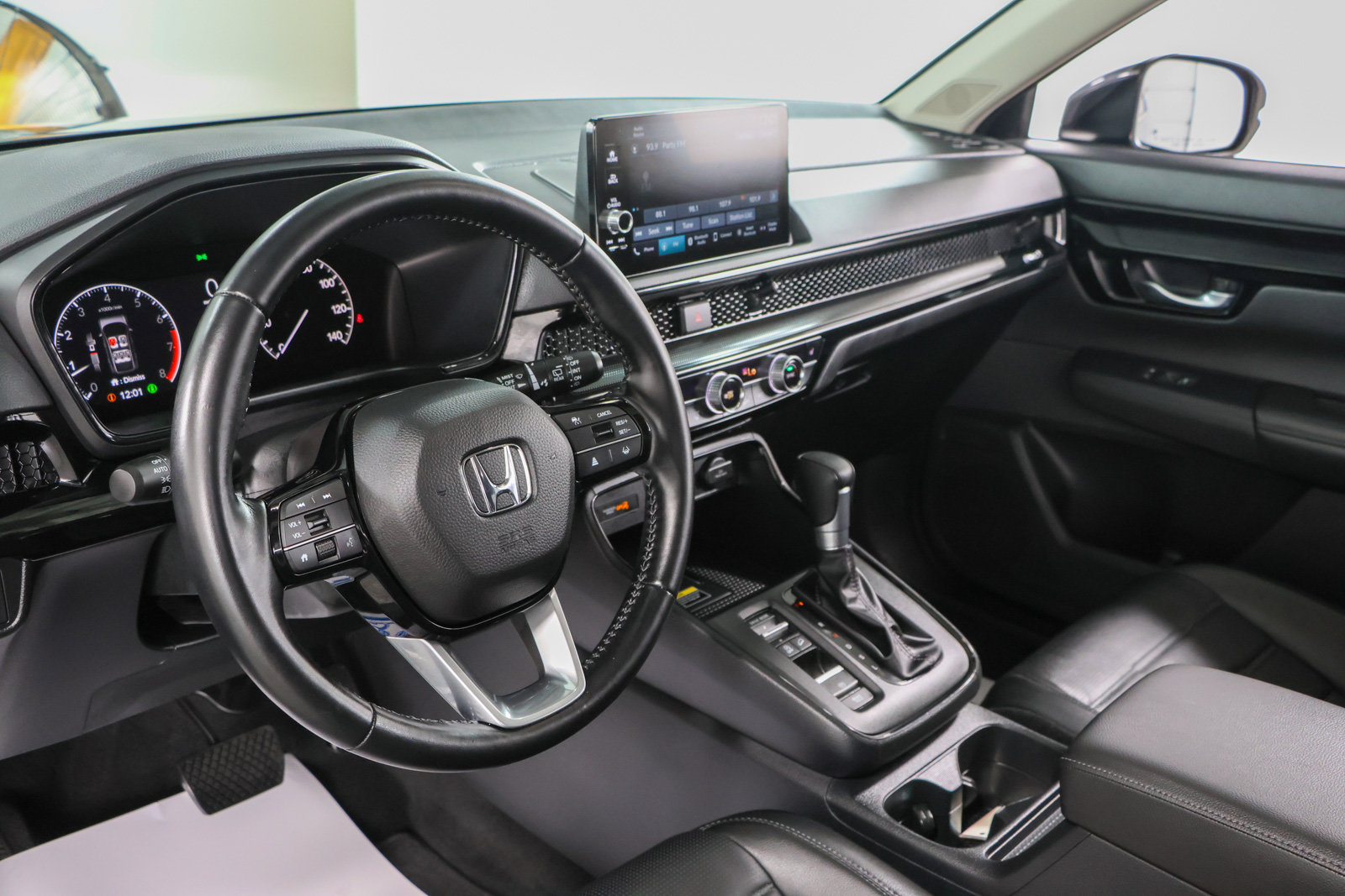 Used 2025 Honda CR-V EX-L image 23