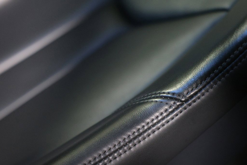 Used 2017 Audi R8 V10 w/ Carbon Exterior Package image 43