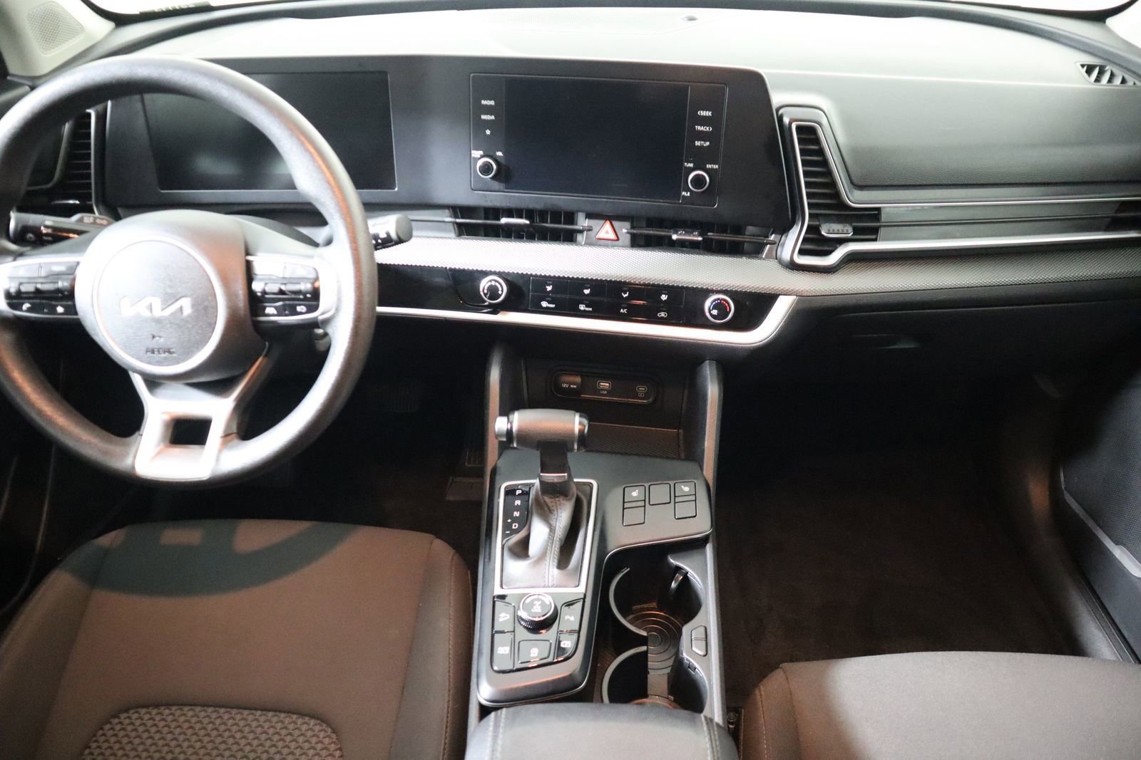 Used 2023 Kia Sportage LX image 33