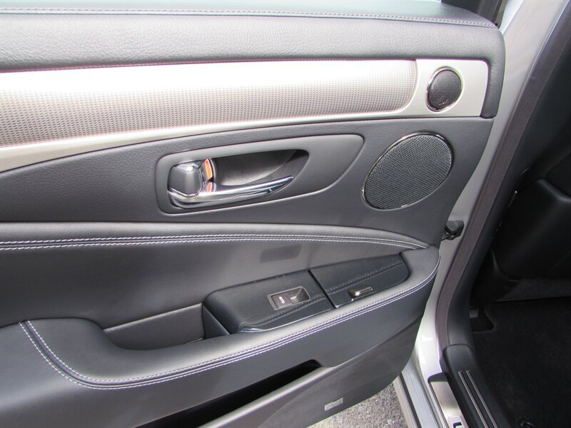 Used 2013 Lexus LS 460 AWD w/ F-Sport Pkg image 25
