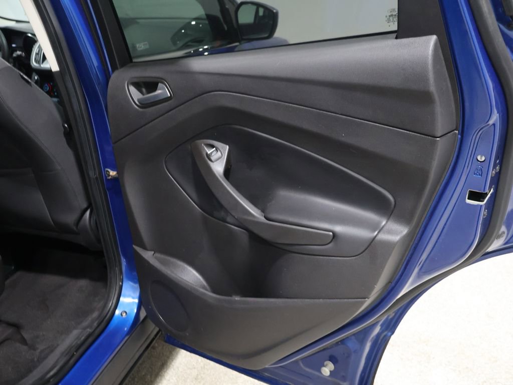 Used 2019 Ford Escape SE image 22