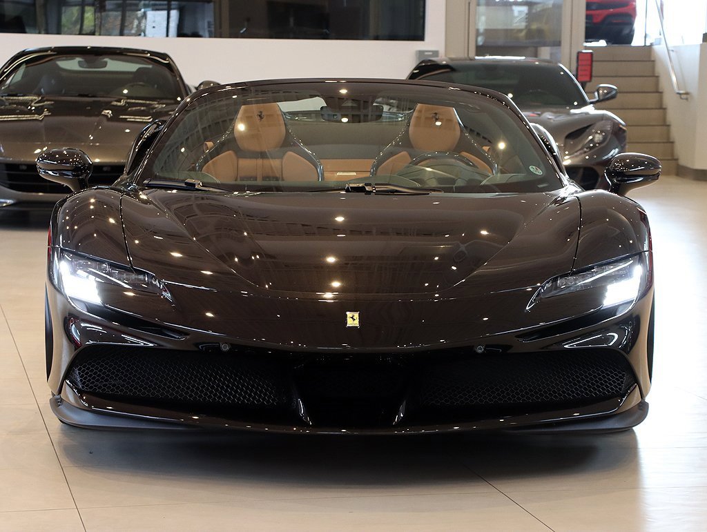 Certified 2022 Ferrari SF90 Spider image 24