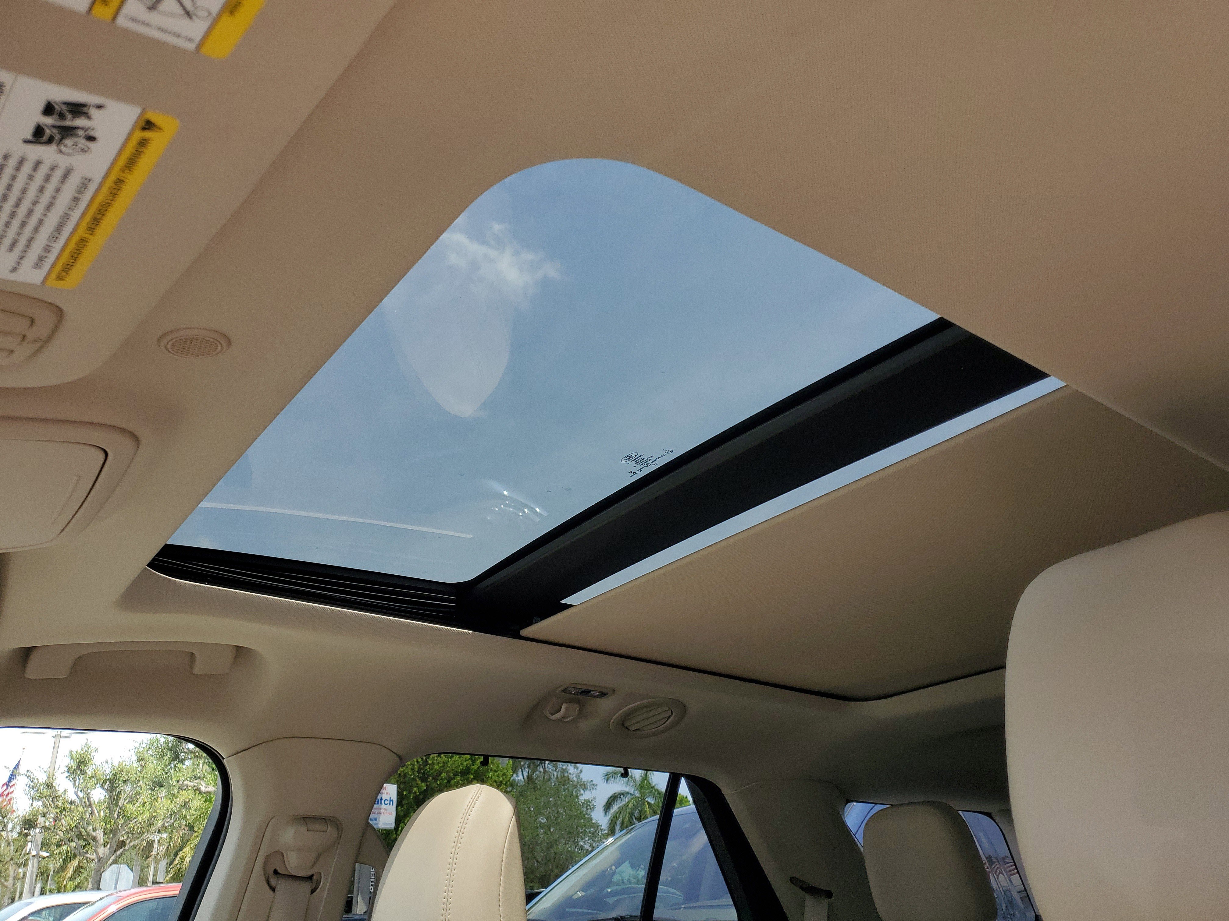 Used 2022 Ford Explorer Platinum w/ Equipment Group 601A image 16