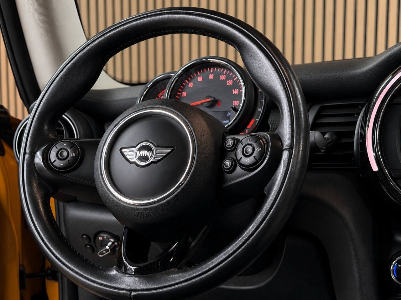 Used 2018 MINI Cooper 2-Door Hardtop FWD image 20