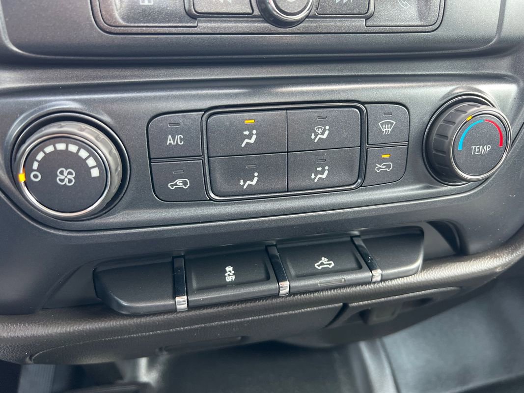 Used 2018 Chevrolet Silverado 1500 W/T image 18