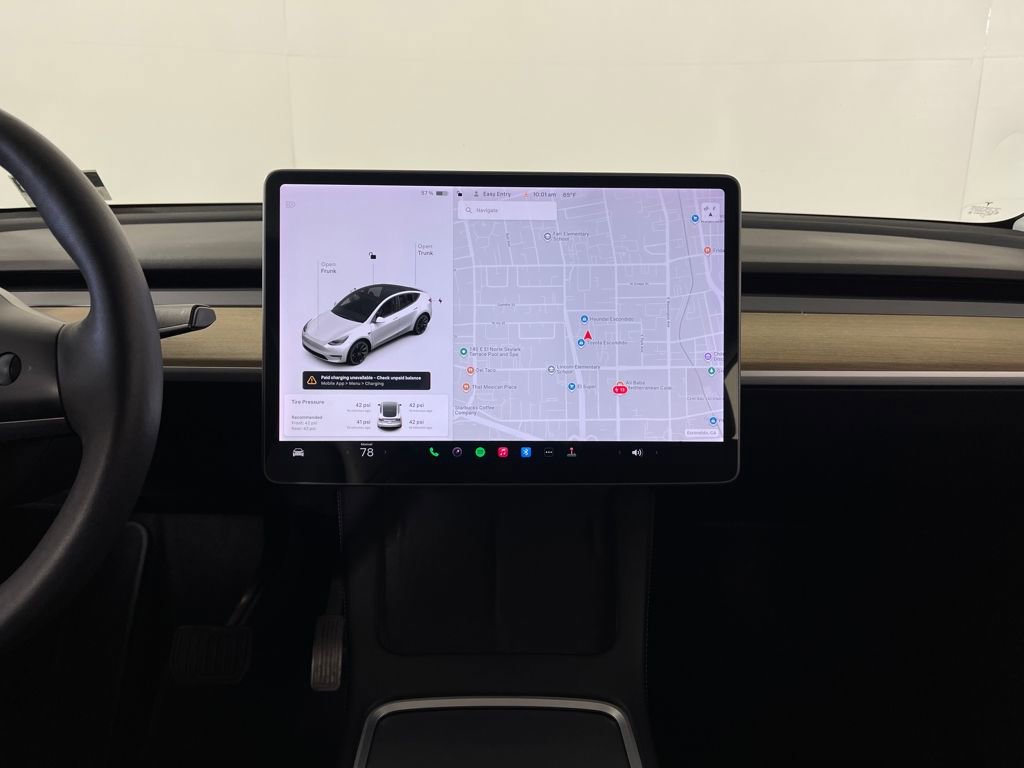 Used 2021 Tesla Model Y Long Range image 16