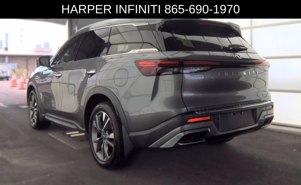 Used 2022 INFINITI QX60 Luxe w/ Cargo Package FWD image 2