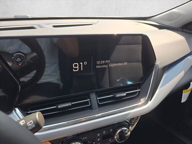 New 2026 Chevrolet Trax LT w/ LT Convenience Package FWD image 13