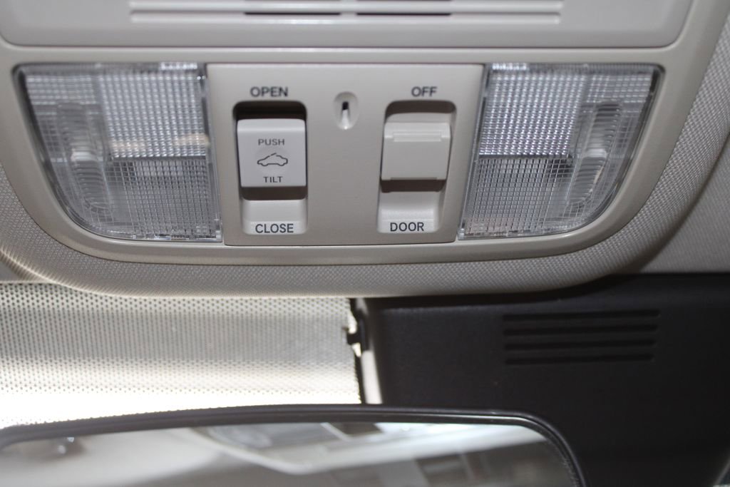 Used 2020 Honda Accord EX image 39