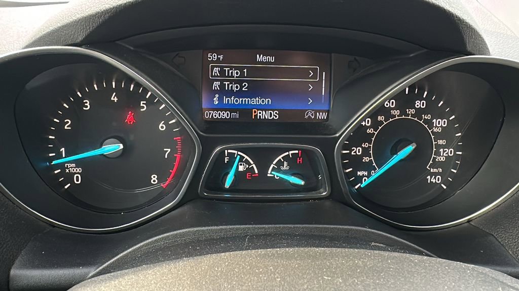 Used 2018 Ford Escape SE w/ SE Sport Appearance Package image 18