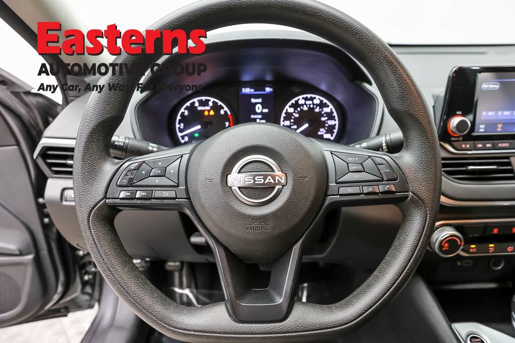 Used 2023 Nissan Altima 2.5 S FWD image 10