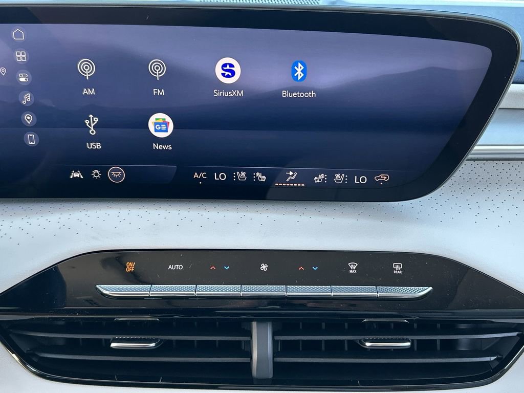 New 2026 Buick Enclave Avenir w/ Super Cruise Package FWD image 13