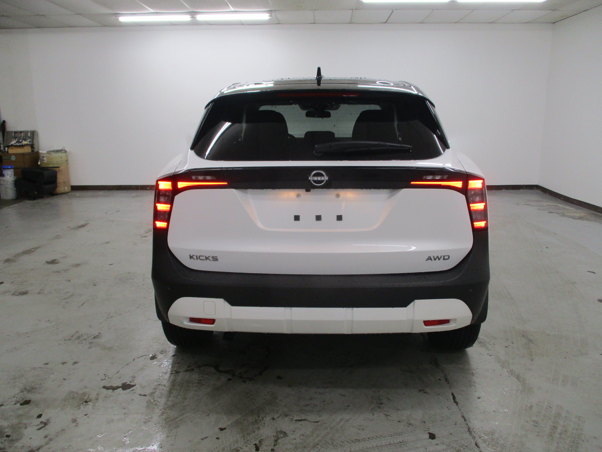 New 2026 Nissan Kicks SV w/ SV Premium Package AWD/4WD image 4
