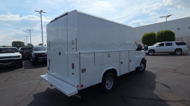 New 2025 Chevrolet Express 3500 w/ Power Convenience Package RWD image 8