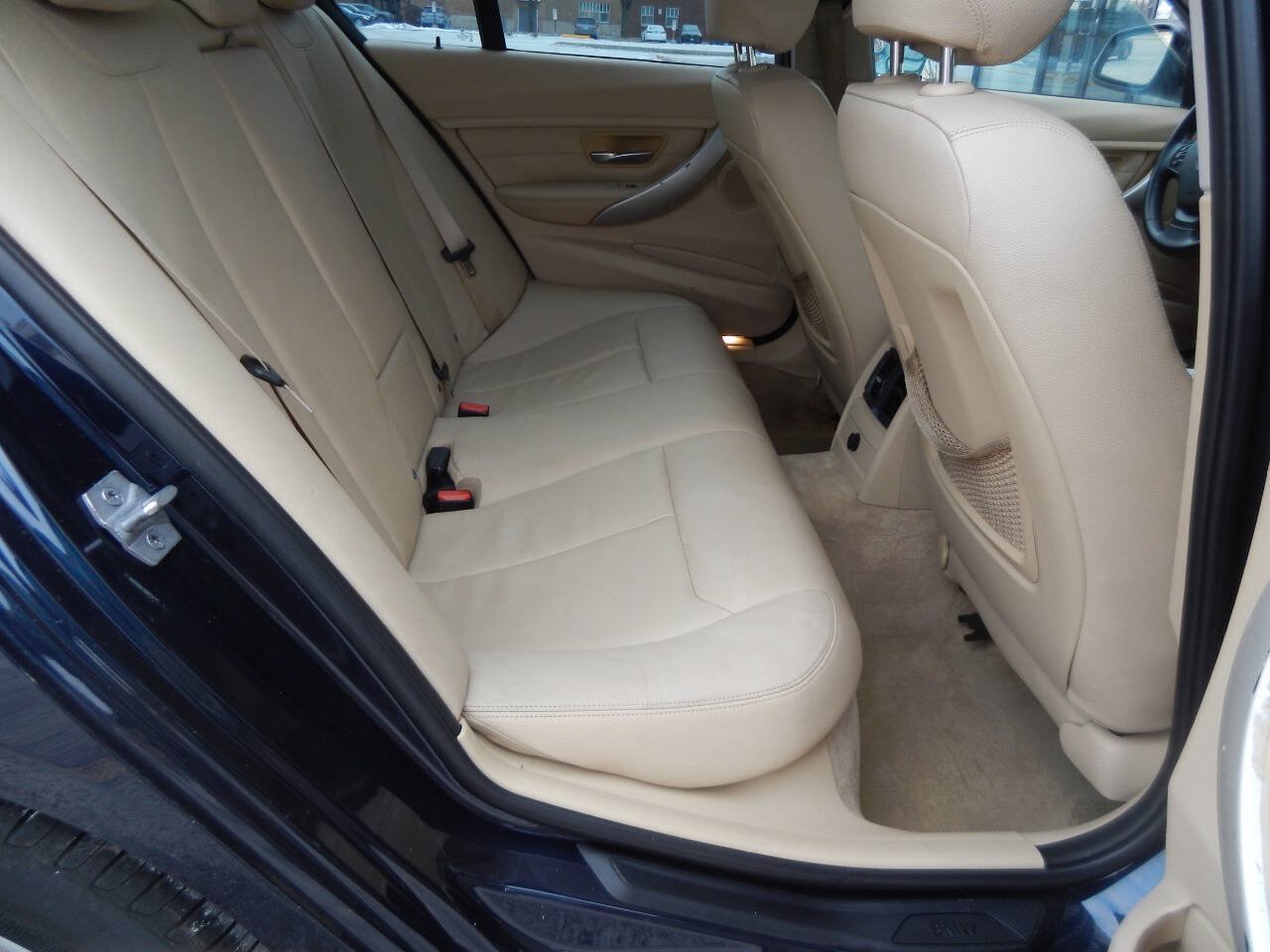 Used 2014 BMW 320i Sedan RWD image 32