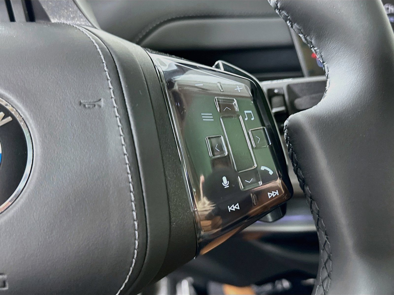 New 2027 BMW 740i xDrive AWD/4WD image 19