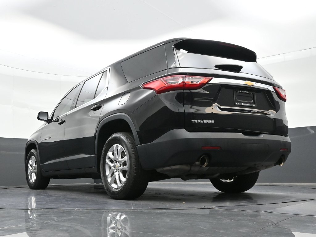 Used 2019 Chevrolet Traverse LS FWD image 25